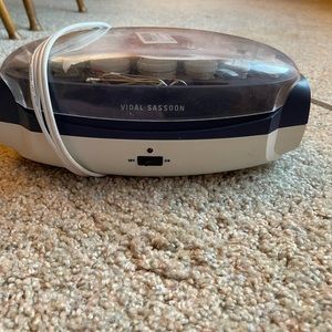 Vidal Sassoon heat rollers with clips